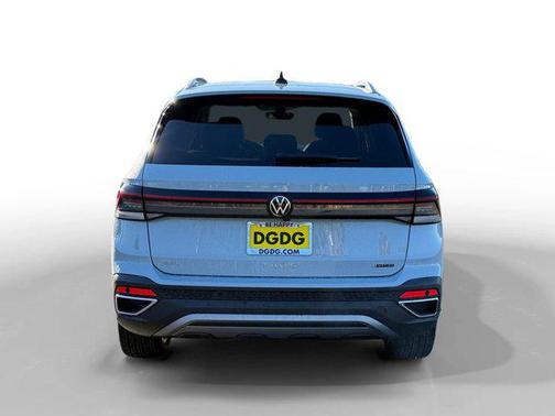 2026 Volkswagen Taos SEL