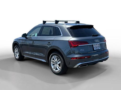 Daytona Gray Pearl Effect 2022 Audi Q5 45 S line Premium