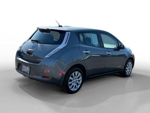 2017 Nissan Leaf S