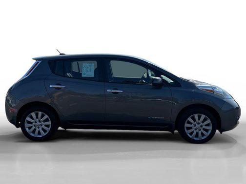 2017 Nissan Leaf S