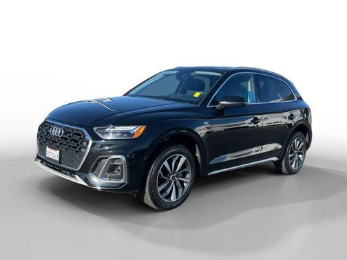 Mythos Black Metallic 2022 Audi Q5 45 S line Premium