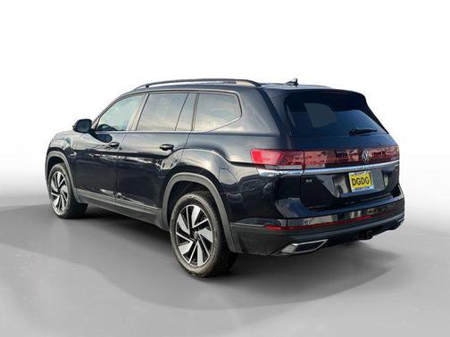 2024 Volkswagen Atlas 2.0T SE w/Technology 4MOTION