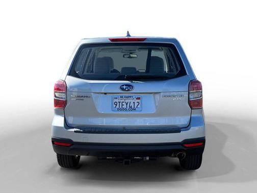 2016 Subaru Forester 2.5i