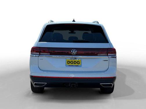 2026 Volkswagen Atlas 2.0T SE w/Technology 4MOTION