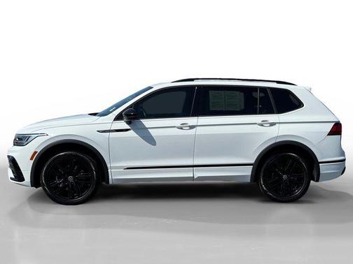 2022 Volkswagen Tiguan 2.0T SE R-Line Black 4MOTION