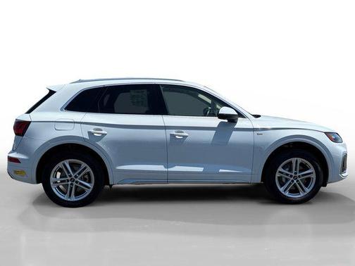 2022 Audi Q5 e 55 S line Premium Plus