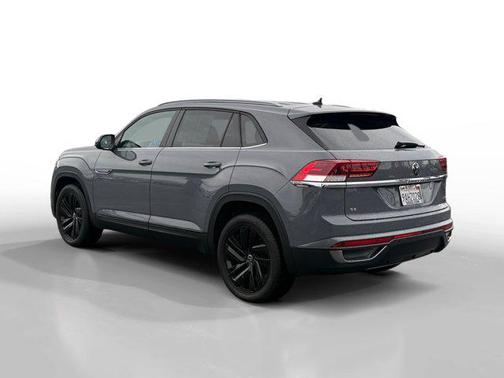 2022 Volkswagen Atlas Cross Sport 2.0T SE w/Technology 4MOTION