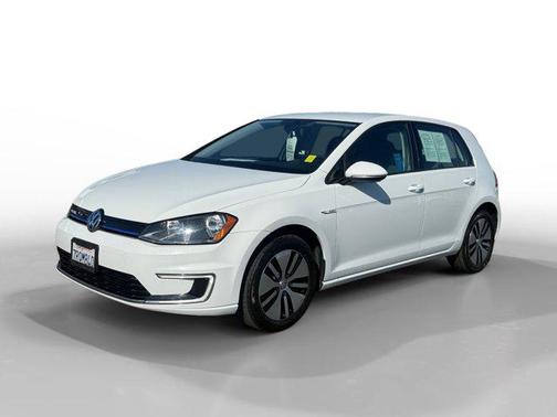 2016 Volkswagen e-Golf SE