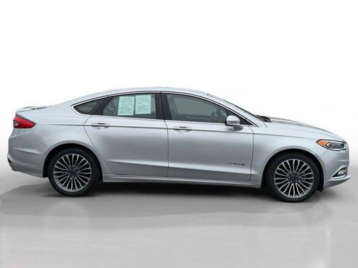 2017 Ford Fusion Hybrid Titanium