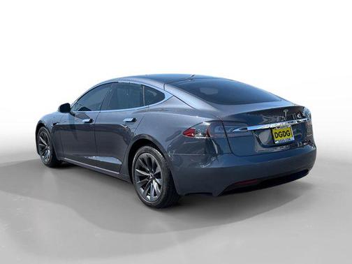 2020 Tesla Model S Long Range Plus
