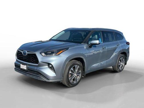 2021 Toyota Highlander Hybrid XLE