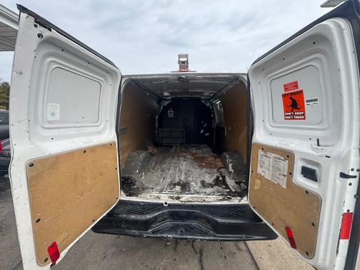 2010 Ford E150 Cargo