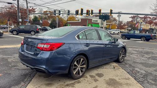 2018 Subaru Legacy 2.5i