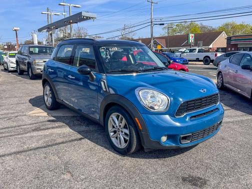 2011 MINI Cooper S Countryman Base