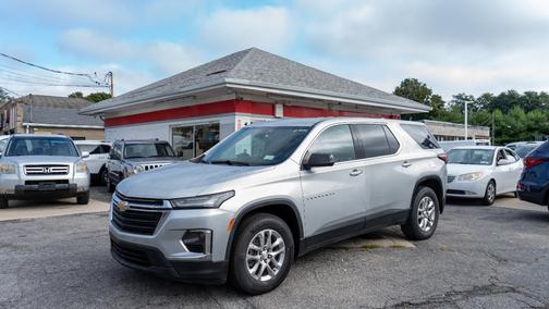 2022 Chevrolet Traverse LS