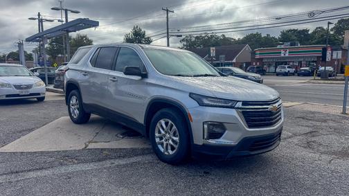 2022 Chevrolet Traverse LS