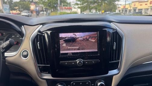2022 Chevrolet Traverse LS