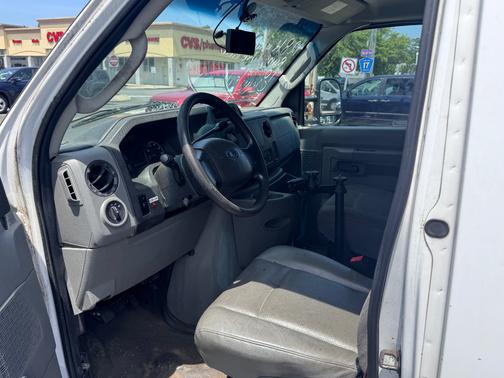 2010 Ford E150 Cargo