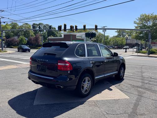2009 Porsche Cayenne Base