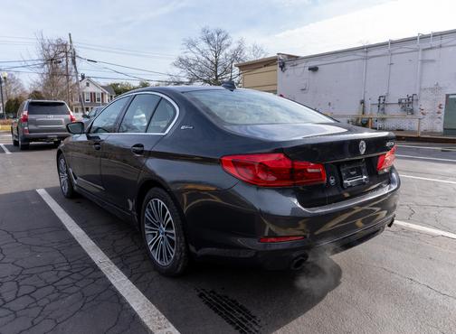 2019 BMW 530e xDrive iPerformance