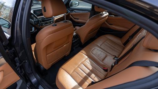 2019 BMW 530e xDrive iPerformance