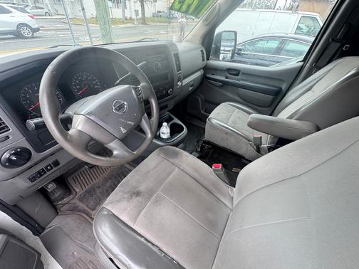 WHITE 2016 Nissan NV Cargo NV2500 HD S V6