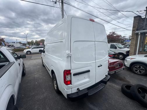 WHITE 2016 Nissan NV Cargo NV2500 HD S V6