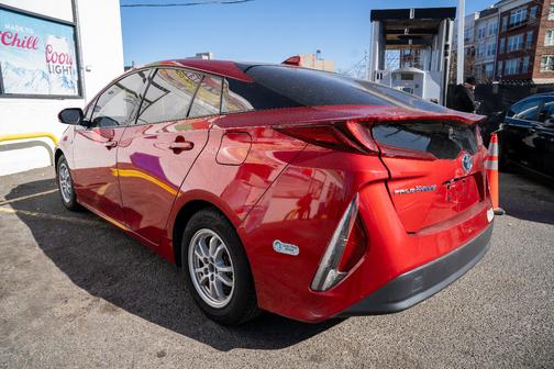 2018 Toyota Prius Prime Plus