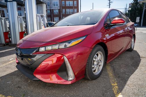2018 Toyota Prius Prime Plus