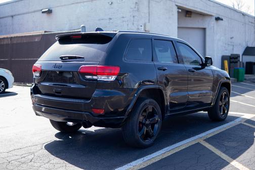 2017 Jeep Grand Cherokee Altitude