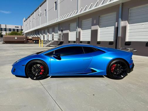 2017 Lamborghini Huracan LP580-2