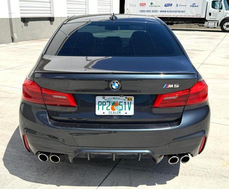 Singapore Gray Metallic 2020 BMW M5 Base