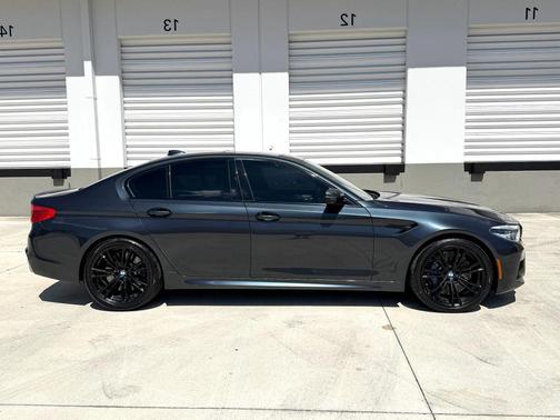 Singapore Gray Metallic 2020 BMW M5 Base