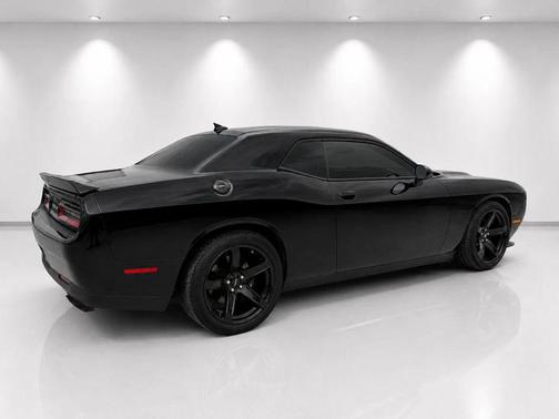 Black 2018 Dodge Challenger R/T Scat Pack
