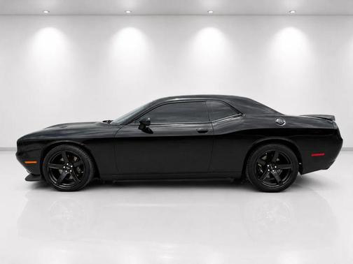Black 2018 Dodge Challenger R/T Scat Pack