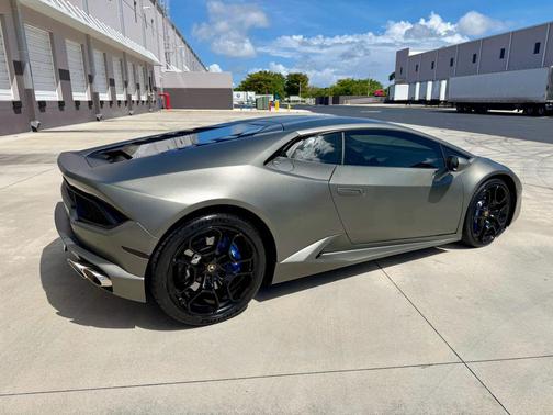 Verde Mantis Pearl Effect 2017 Lamborghini Huracan LP580-2