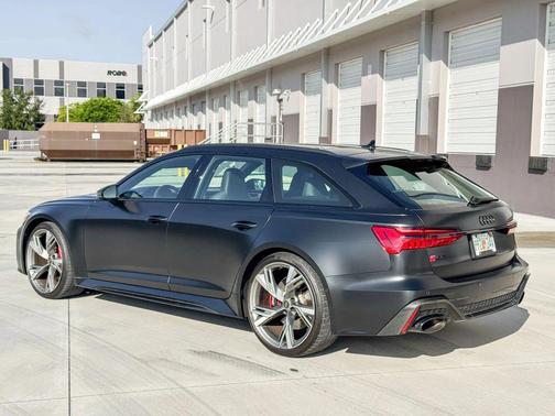 2023 Audi RS 6 Avant 4.0T