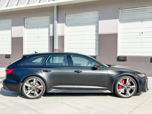 2023 Audi RS 6 Avant 4.0T