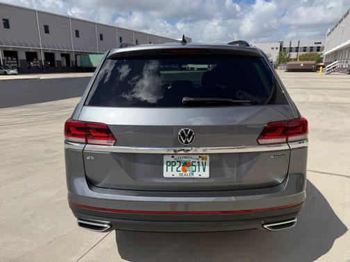 2023 Volkswagen Atlas 2.0T SE