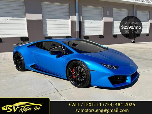 Blue 2017 Lamborghini Huracan LP580-2