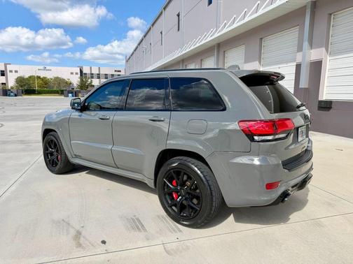 2021 Jeep Grand Cherokee SRT