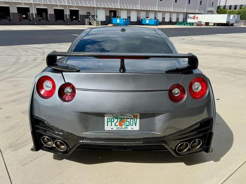 2012 Nissan GT-R Premium