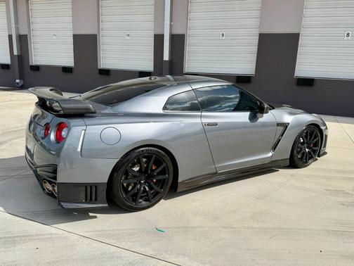2012 Nissan GT-R Premium