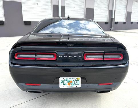 Pitch Black Clearcoat 2019 Dodge Challenger R/T Scat Pack