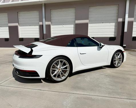 2021 Porsche 911 Carrera