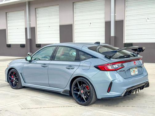 2024 Honda Civic Type R Hatchback Sedan 4D