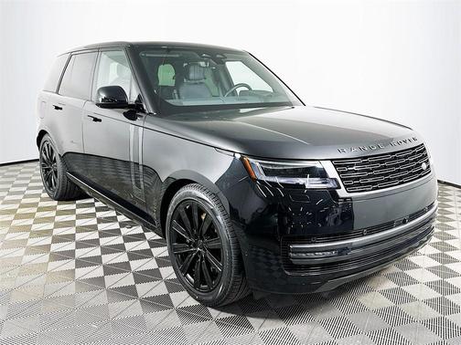 2026 Land Rover Range Rover P530 SE