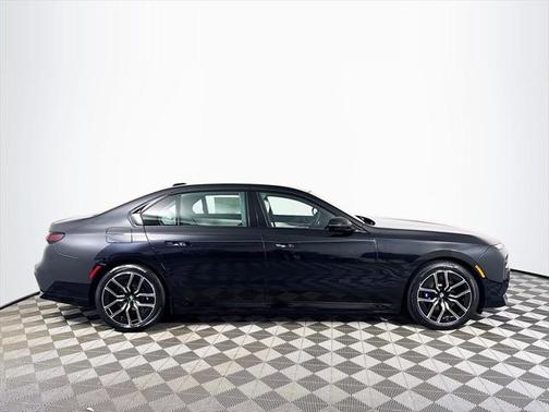 2025 BMW i7 xDrive60