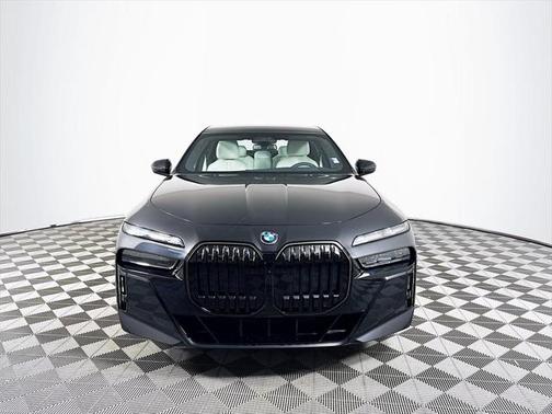 2025 BMW i7 xDrive60