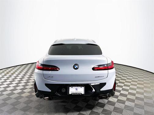 2023 BMW X4 xDrive30i